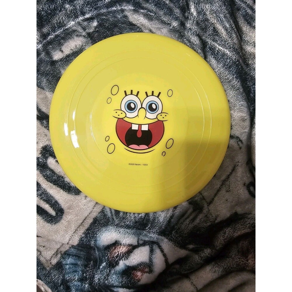 SpongeBob Laughing Frisbee 8” Yellow Throwing Disc—NEW—SHIPS IN 24 HOURS